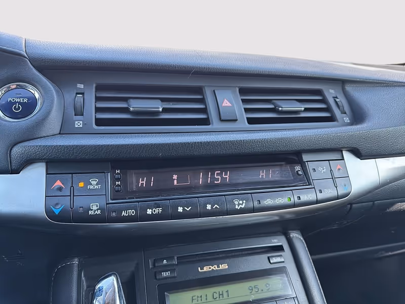 2011 Lexus CT 200h Premium