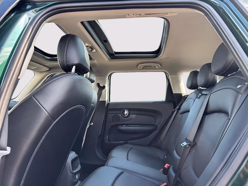 2017 MINI Clubman Cooper