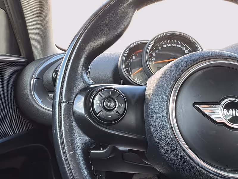 2017 MINI Clubman Cooper