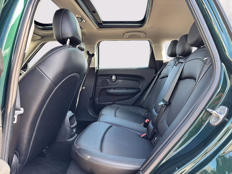 2017 MINI Clubman Cooper