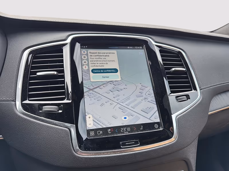 2023 Volvo XC90 Ultimate Bright Theme