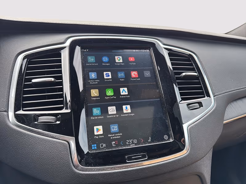 2023 Volvo XC90 Ultimate Bright Theme