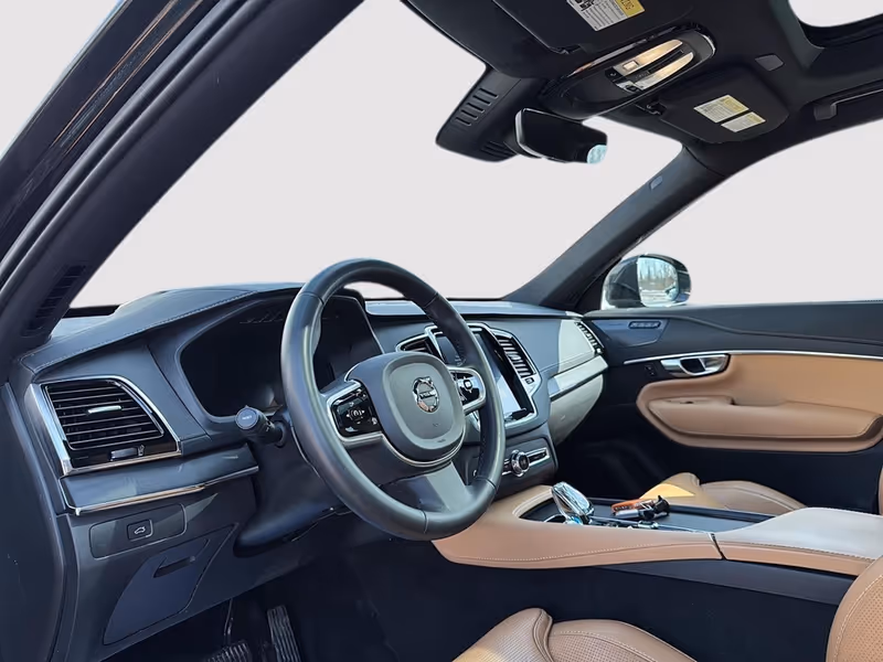 2023 Volvo XC90 Ultimate Bright Theme