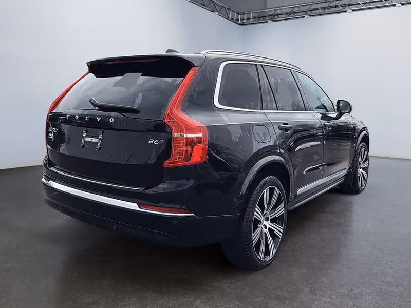 2023 Volvo XC90 Ultimate Bright Theme