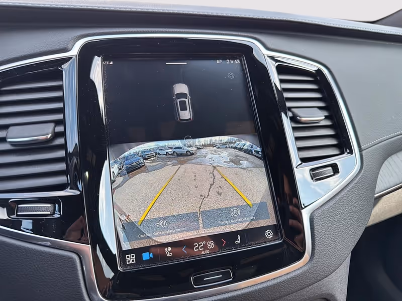 2023 Volvo XC90 Ultimate Bright Theme