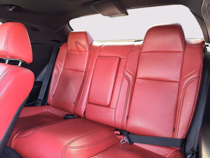 2018 Dodge Challenger SXT Plus