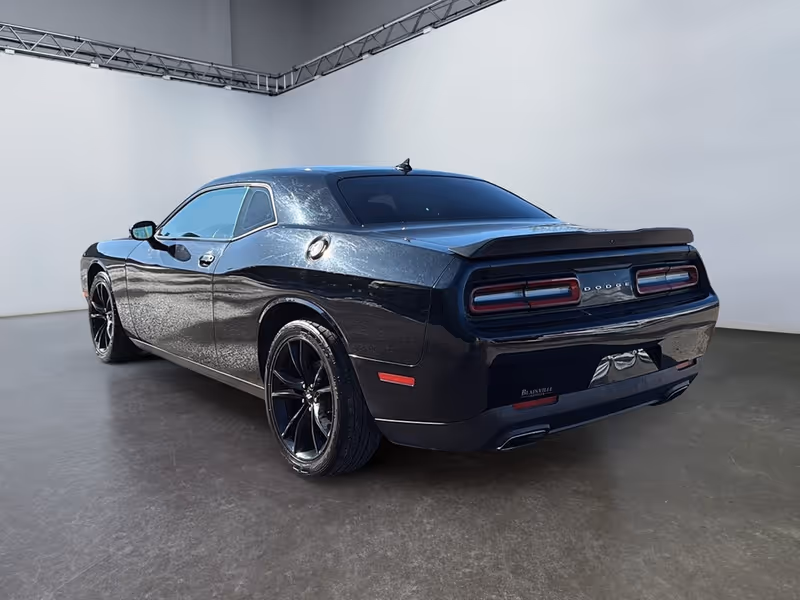 2018 Dodge Challenger SXT Plus