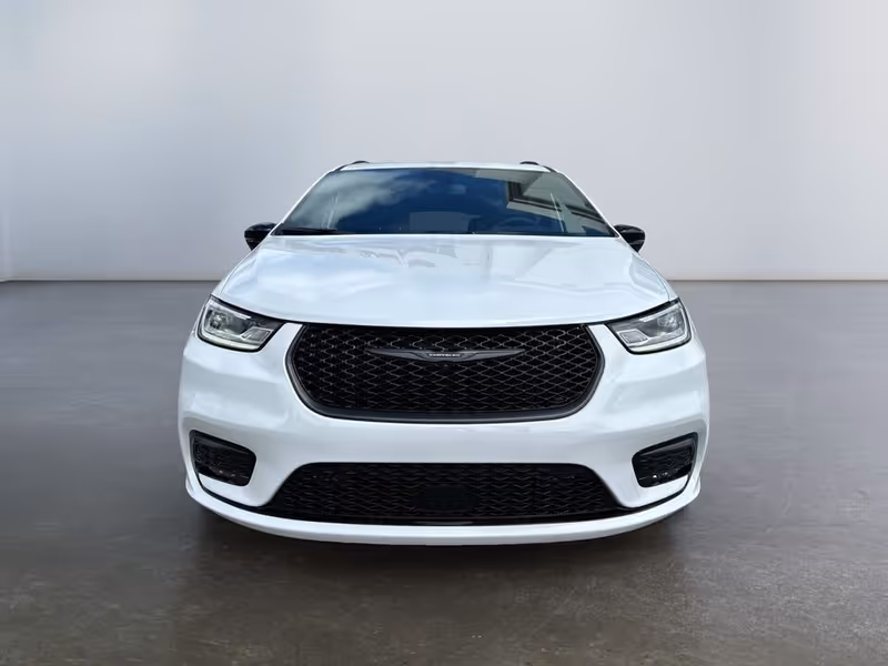 2024 Chrysler Pacifica Hybrid Premium S Appearance