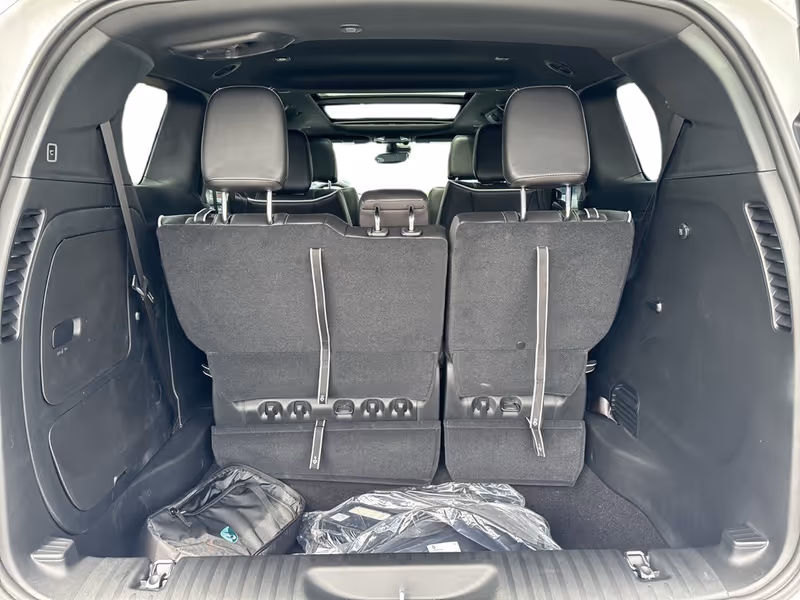 2024 Chrysler Pacifica Hybrid Premium S Appearance