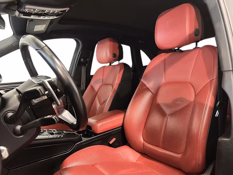 2019 Porsche Macan S