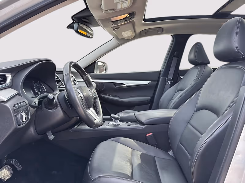 2021 INFINITI QX50 LUXE