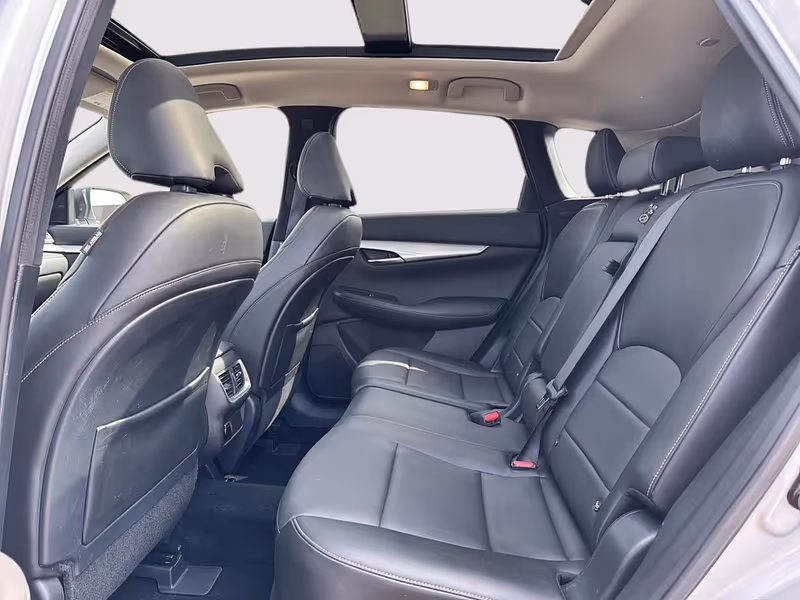 2021 INFINITI QX50 LUXE