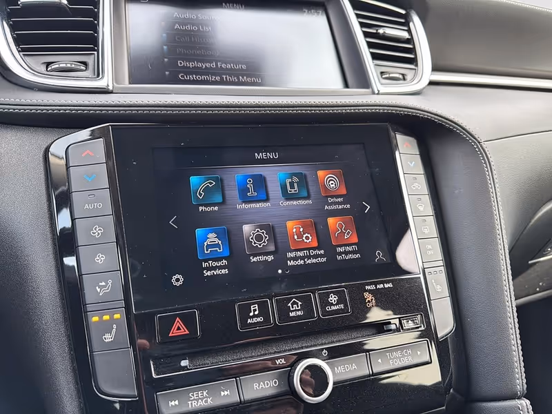 2021 INFINITI QX50 LUXE