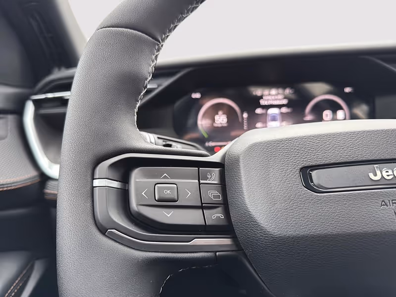 2026 Jeep Cherokee Overland