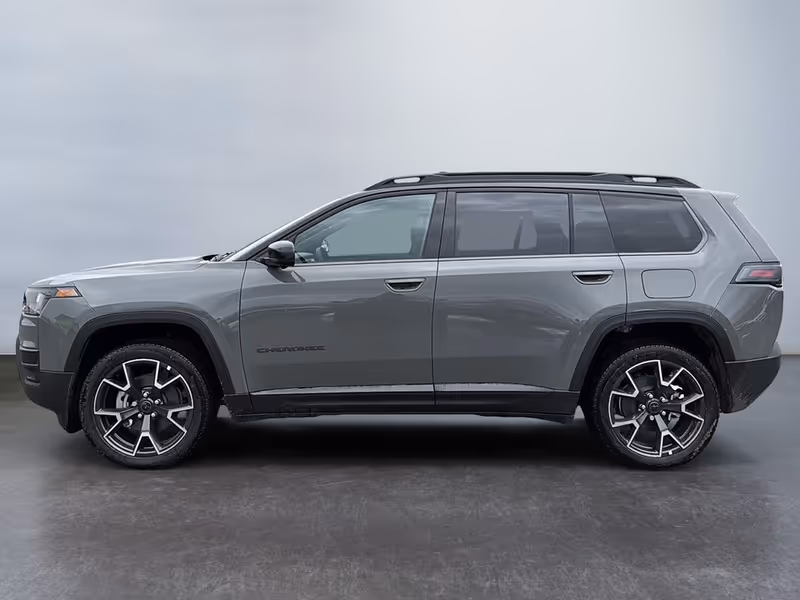 2026 Jeep Cherokee Overland