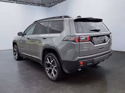 2026 Jeep Cherokee Overland