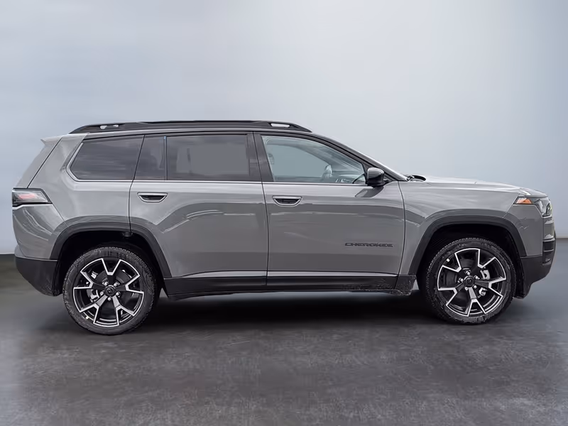 2026 Jeep Cherokee Overland