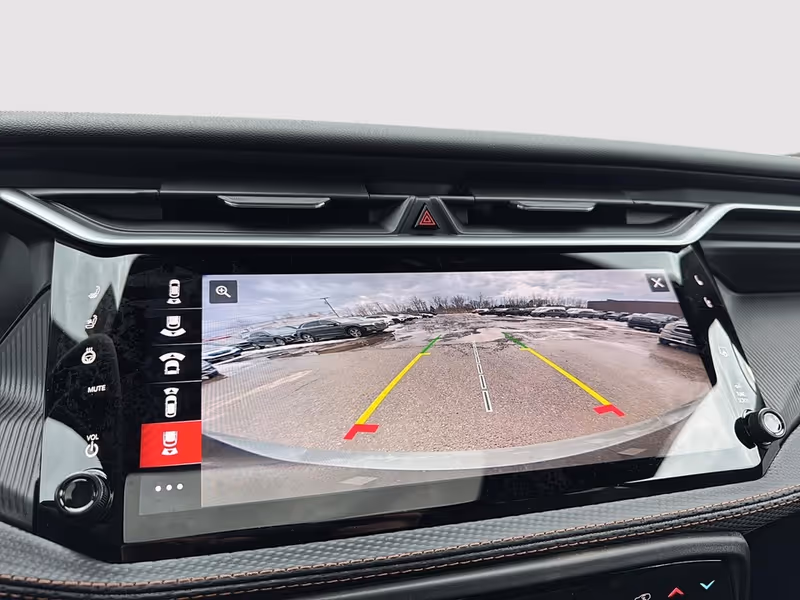 2026 Jeep Cherokee Overland