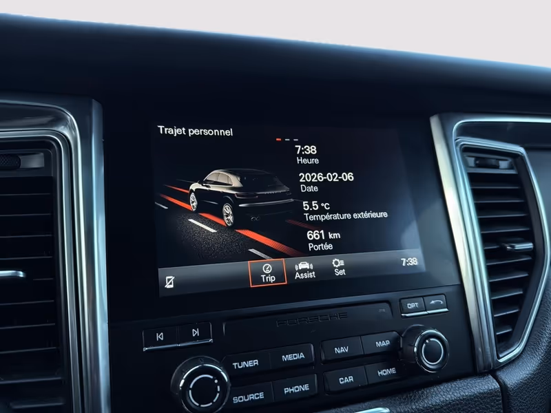 2018 Porsche Macan Sport Edition