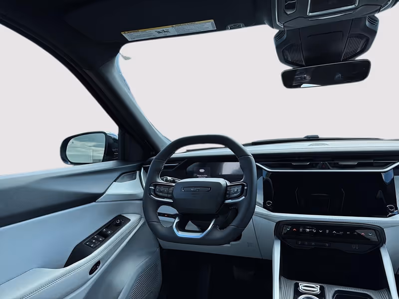 2026 Jeep Cherokee Laredo