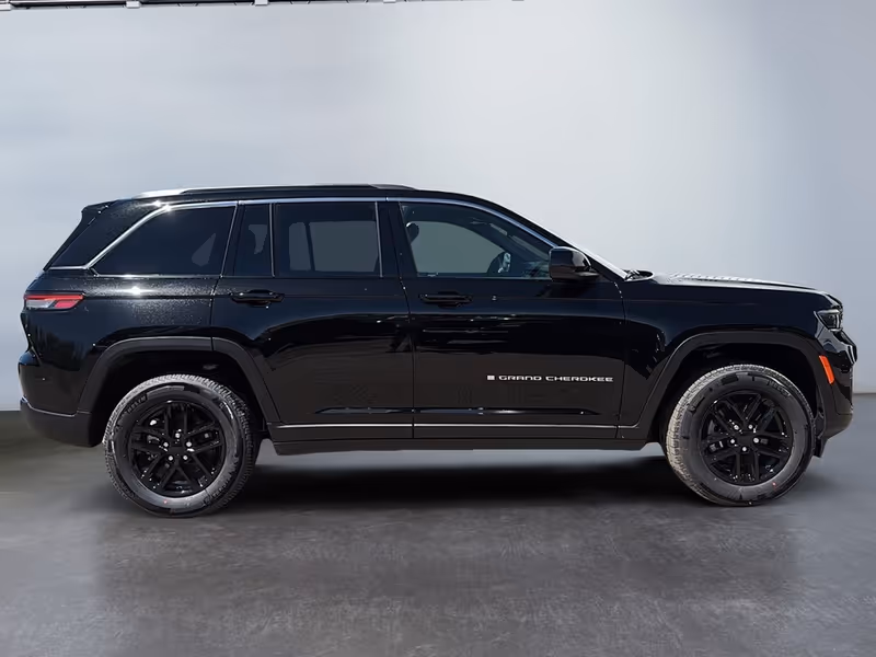 2026 Jeep Grand Cherokee Laredo X