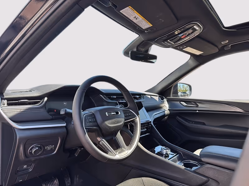 2026 Jeep Grand Cherokee Laredo X