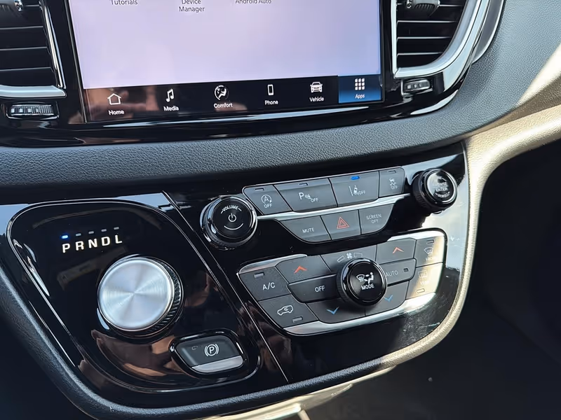 2026 Chrysler Grand Caravan SXT