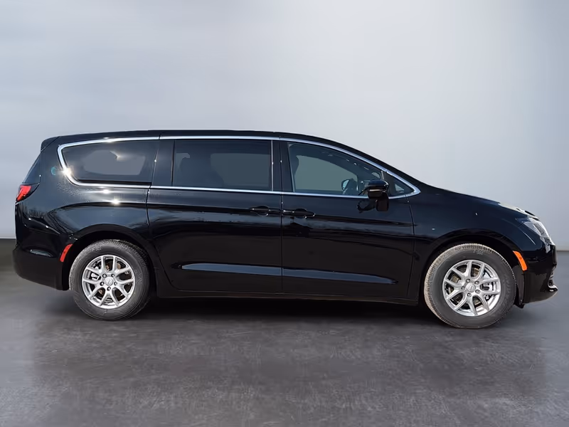 2026 Chrysler Grand Caravan SXT