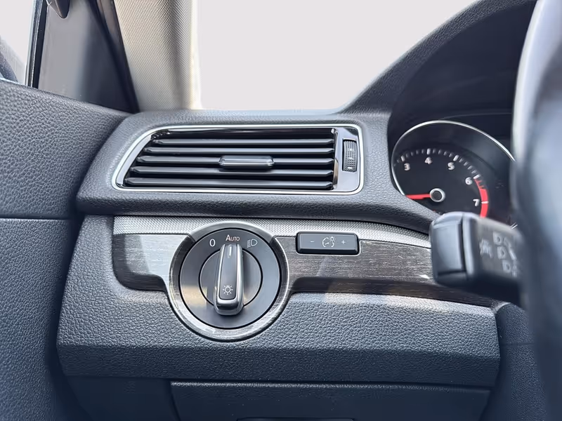 2019 Volkswagen Passat Wolfsburg Edition