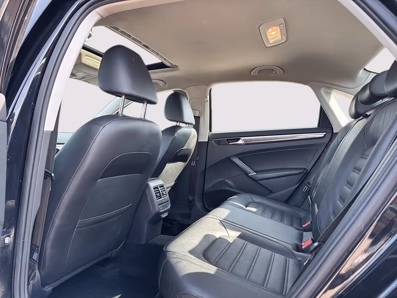 2019 Volkswagen Passat Wolfsburg Edition