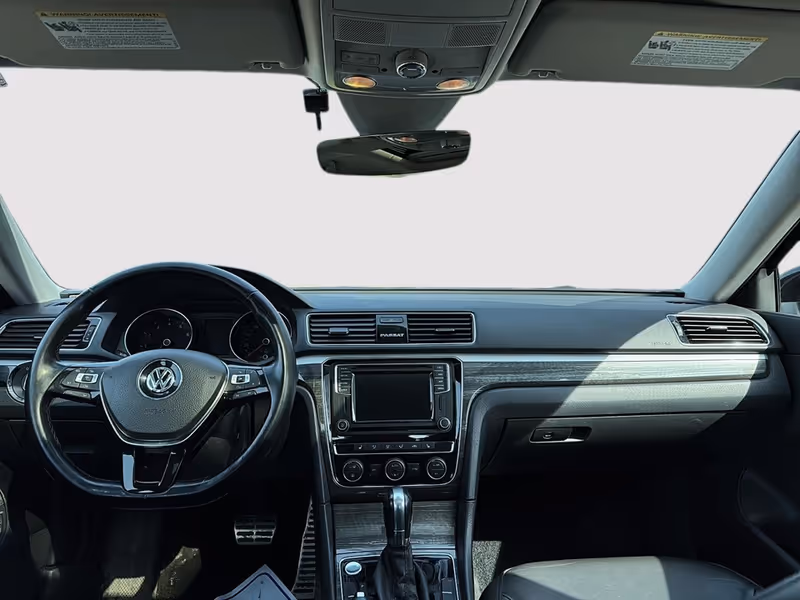 2019 Volkswagen Passat Wolfsburg Edition