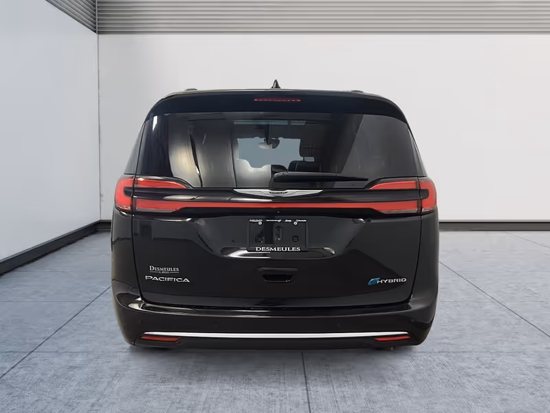 2023 Chrysler Pacifica Hybrid Pinnacle
