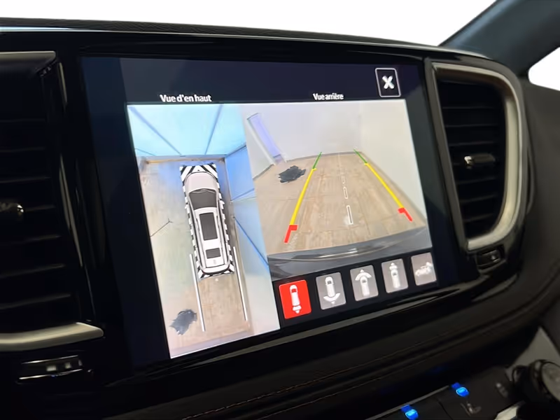 2023 Chrysler Pacifica Hybrid Pinnacle