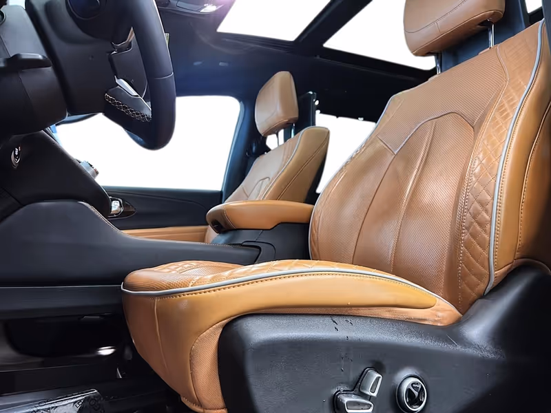 2023 Chrysler Pacifica Hybrid Pinnacle