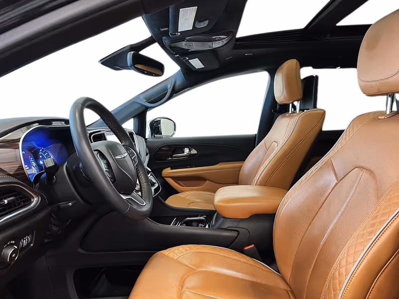 2023 Chrysler Pacifica Hybrid Pinnacle