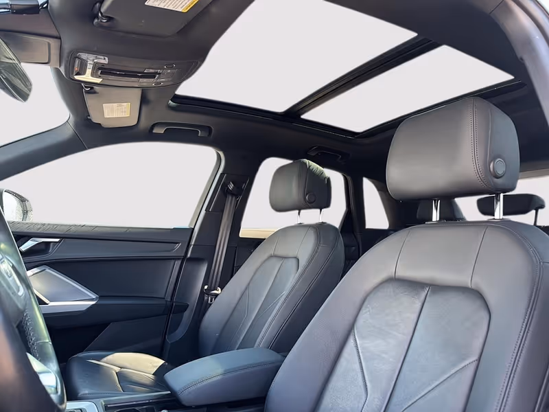 2022 Audi Q3 Komfort