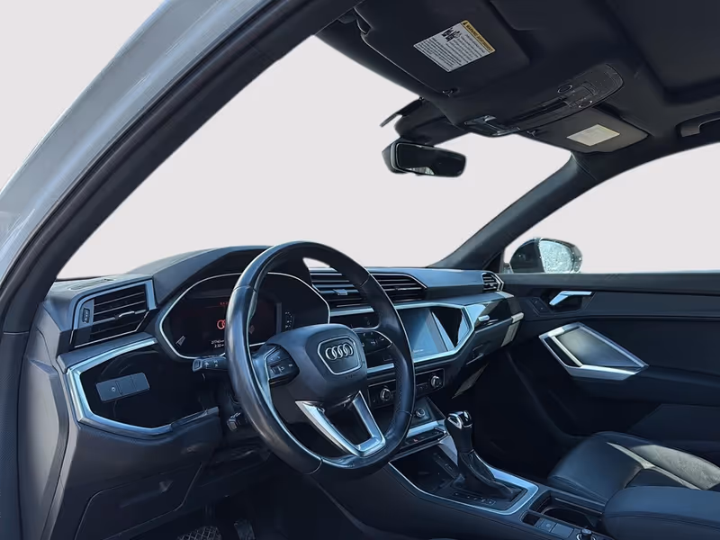 2022 Audi Q3 Komfort