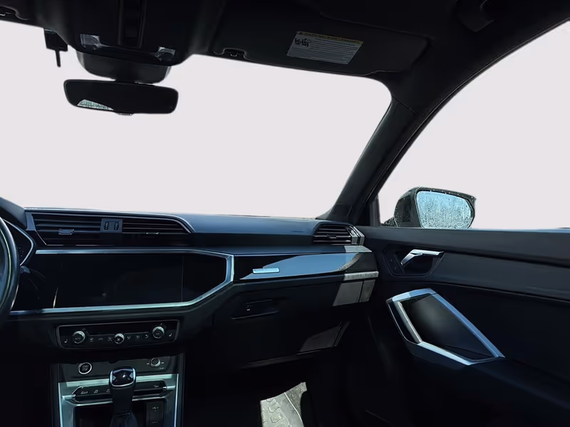 2022 Audi Q3 Komfort