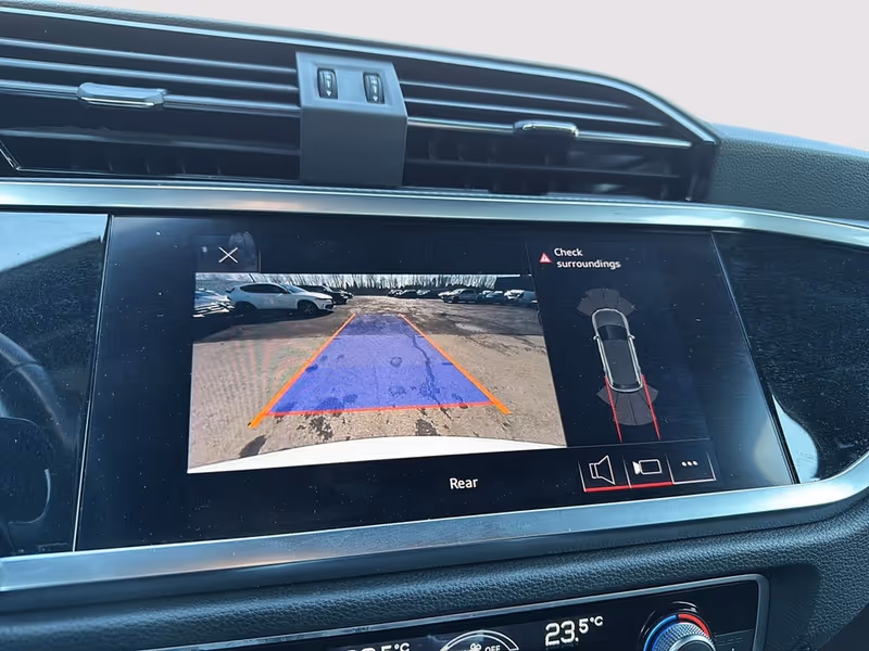 2022 Audi Q3 Komfort