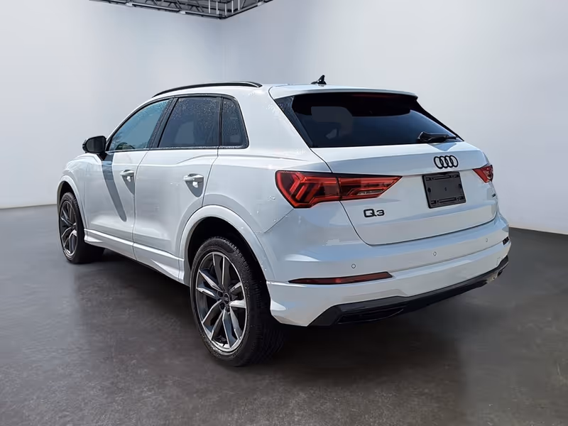 2022 Audi Q3 Komfort