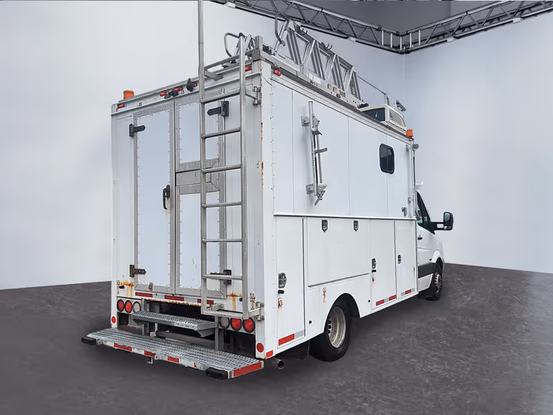 2012 Mercedes-Benz Sprinter Chassis-Cabs 2WD Reg Cab 170" WB