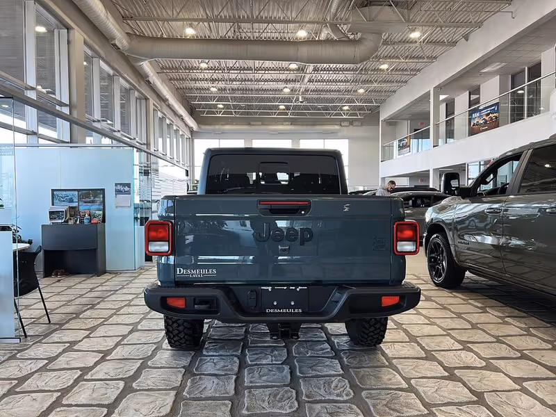 2026 Jeep Gladiator Willys