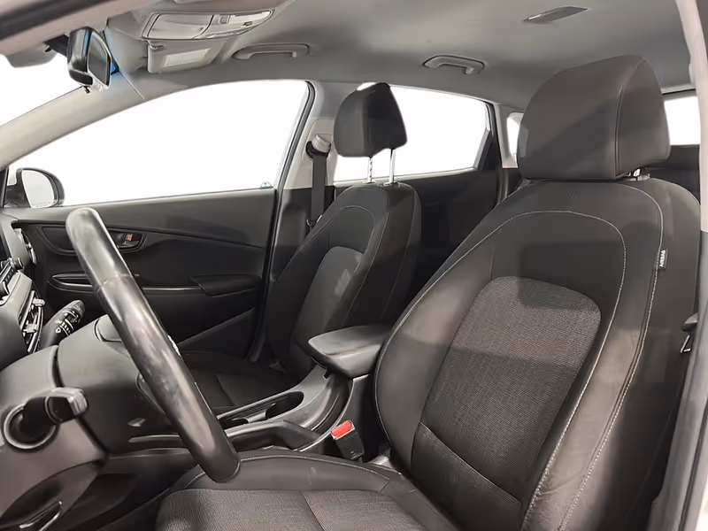 2023 Hyundai Kona Preferred