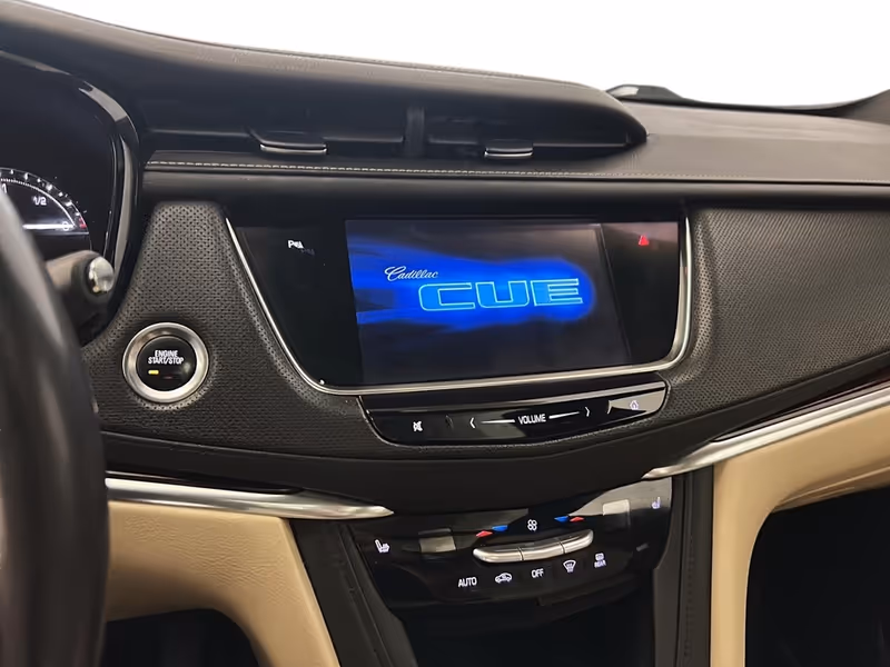 2018 Cadillac XT5 Luxury AWD