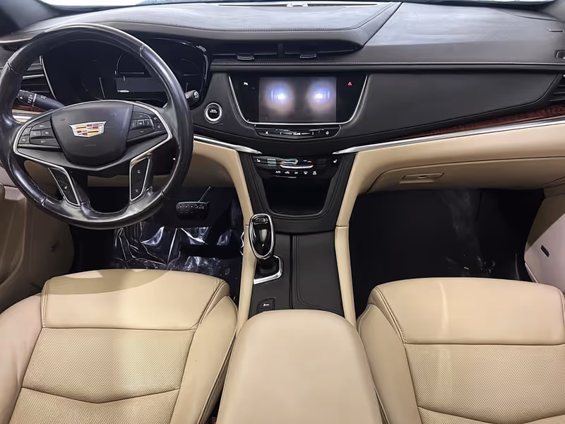 2018 Cadillac XT5 Luxury AWD