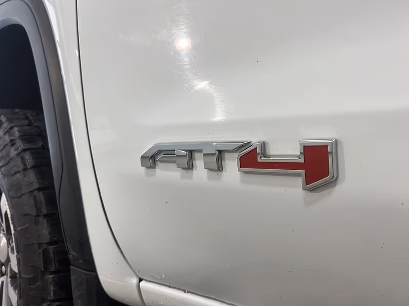2022 GMC Sierra 1500 AT4