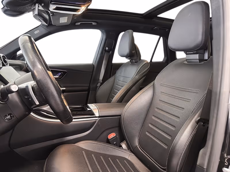 2023 Mercedes-Benz GLC GLC 300