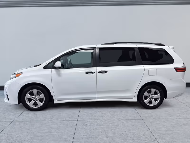 2020 Toyota Sienna CE