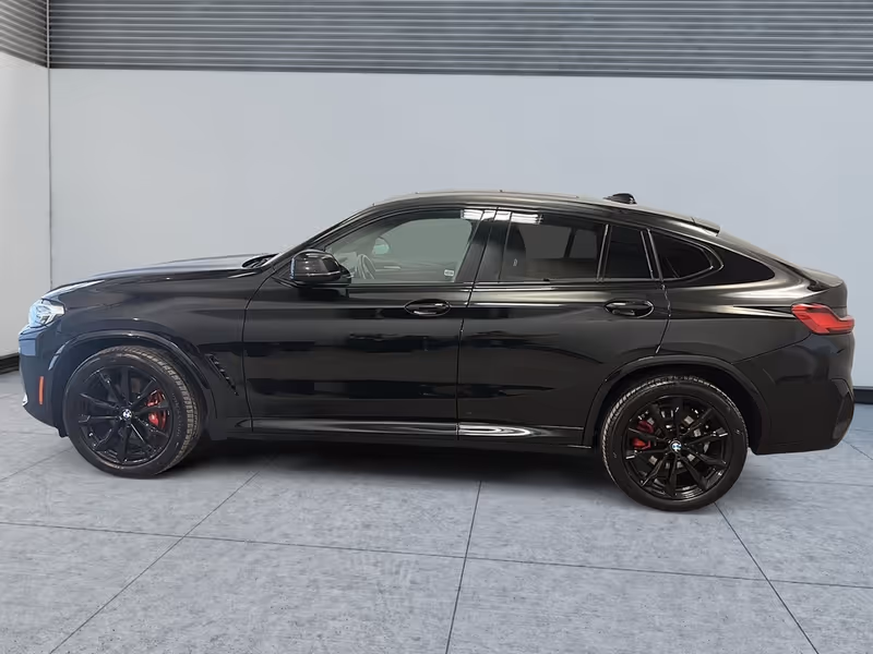 2023 BMW X4 xDrive30i