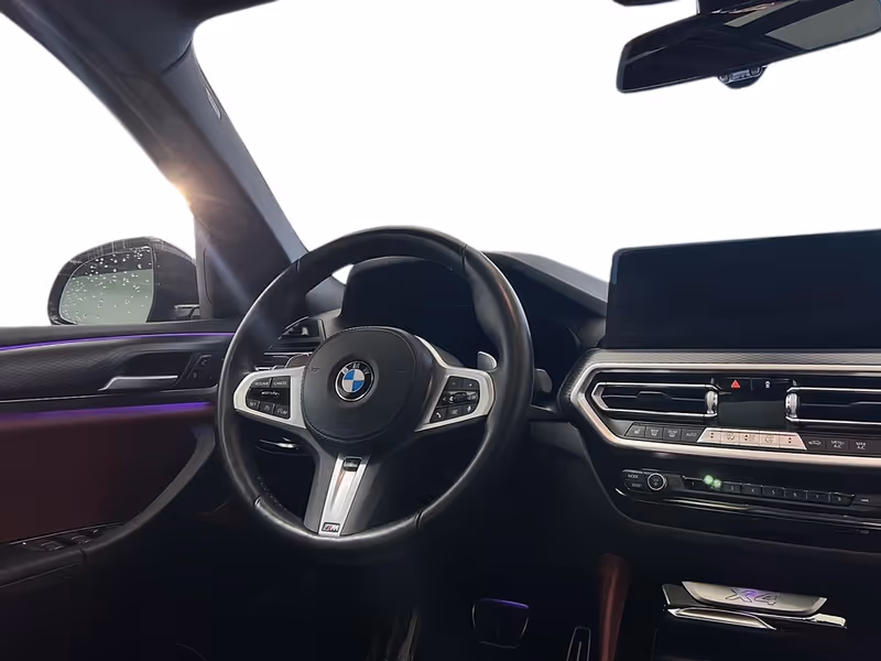 2023 BMW X4 xDrive30i